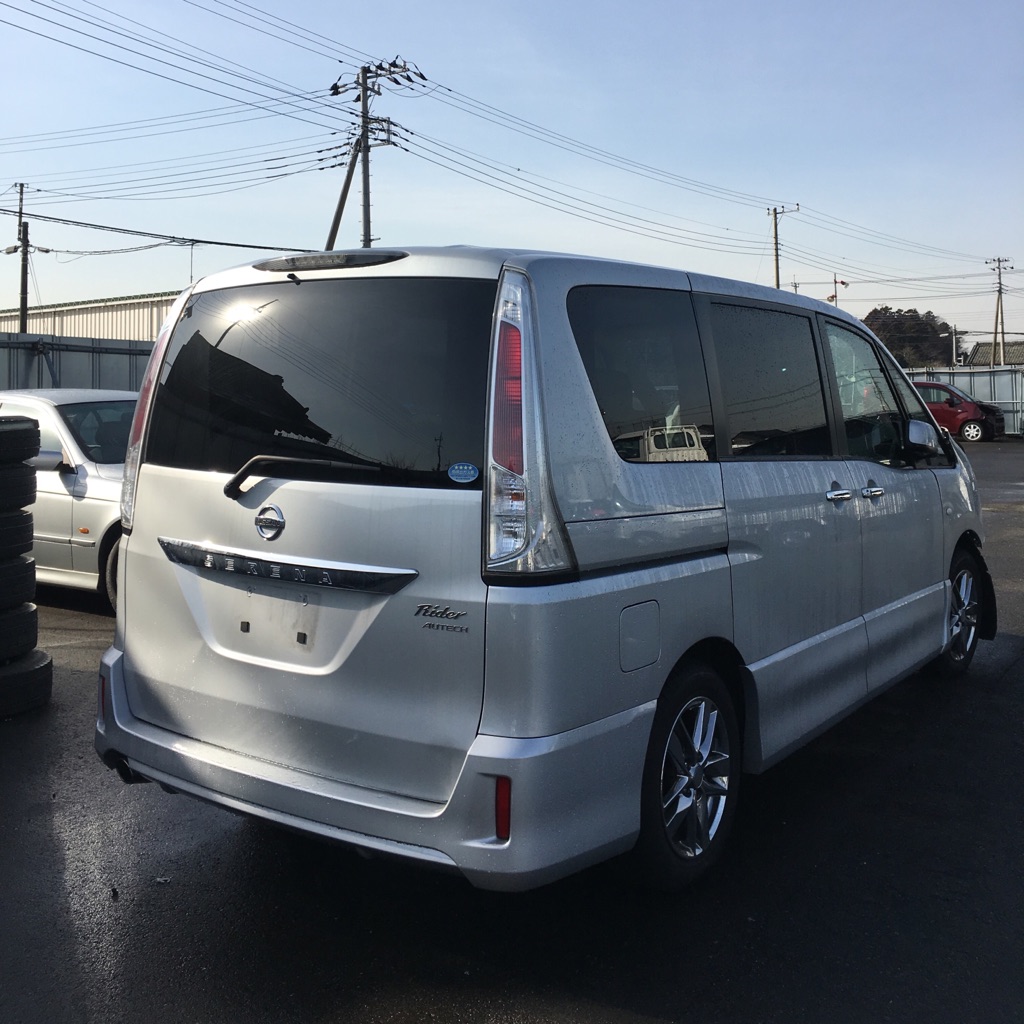 事故車セレナ買取実績